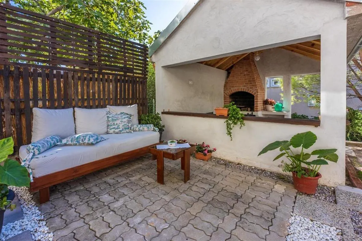 Holiday House With A Parking Space Novi Vinodolski - 5523 Croatia