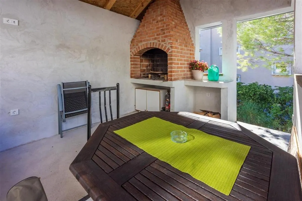 Holiday House With A Parking Space Novi Vinodolski - 5523